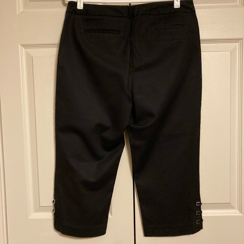 Rafaella curvy Black Capri with accents on leg size 10 - Picture 2 of 6